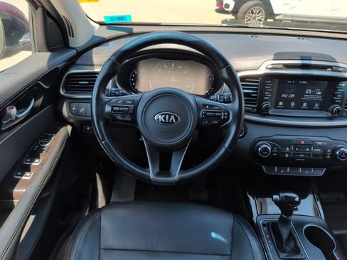 Used 2018 Kia Sorento EX AWD/4WD image 18