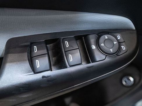 Used 2024 Buick Envista Preferred w/ Convenience II Package image 20