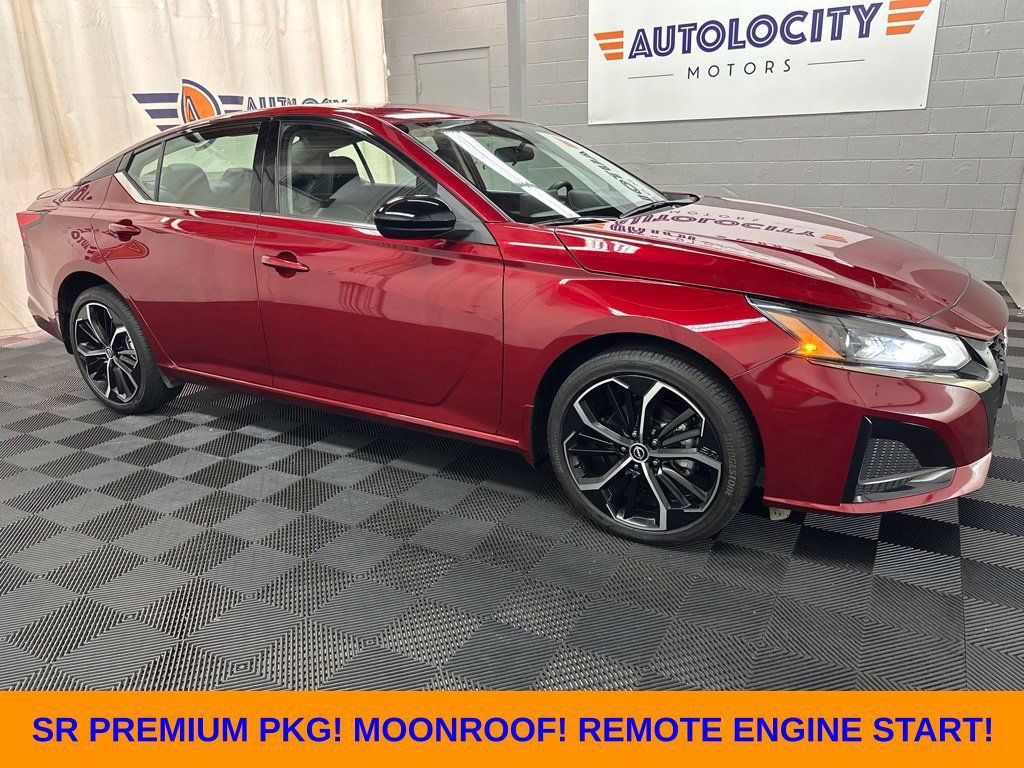 Used 2025 Nissan Altima 2.5 SR w/ SR Premium Package AWD/4WD image 1