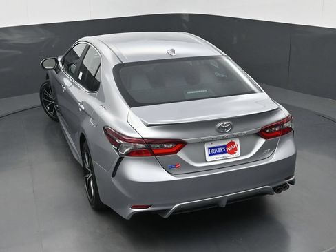 Used 2022 Toyota Camry SE w/ Convenience Package FWD image 33