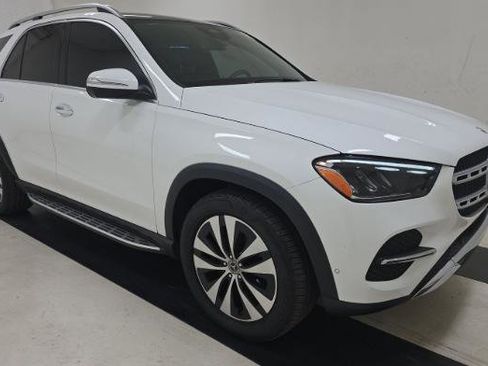 Used 2024 Mercedes-Benz GLE 350 4MATIC w/ 3rd Row Seat Package image 5