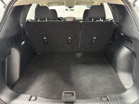 Used 2020 Ford Escape S image 18