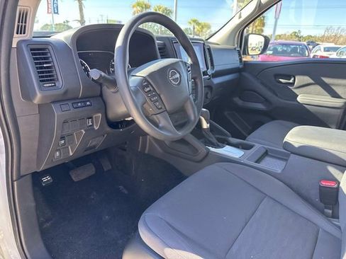Used 2024 Nissan Frontier S w/ S Utility Package image 10