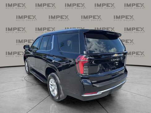 Used 2025 Chevrolet Tahoe LT AWD/4WD image 3
