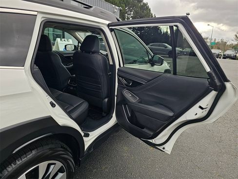 Certified 2023 Subaru Outback Limited image 12