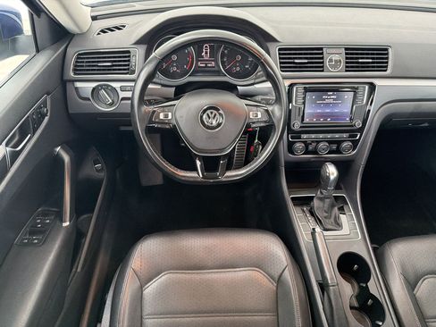Used 2017 Volkswagen Passat 1.8T R-Line FWD image 25