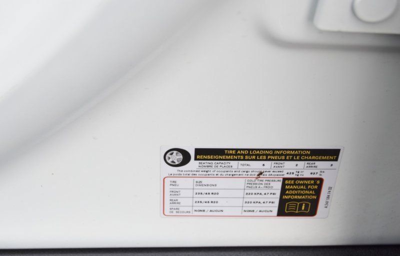 Used 2022 Mercedes-Benz GLB 250 4MATIC image 37