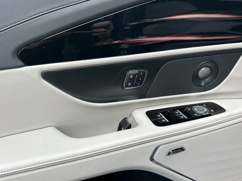 New 2026 Lincoln Nautilus Premier w/ Equipment Group 102A image 10