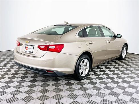 Used 2023 Chevrolet Malibu LT w/ Driver Confidence Package image 9