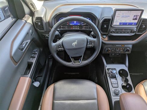 Used 2024 Ford Bronco Sport Badlands w/ Premium Package image 16