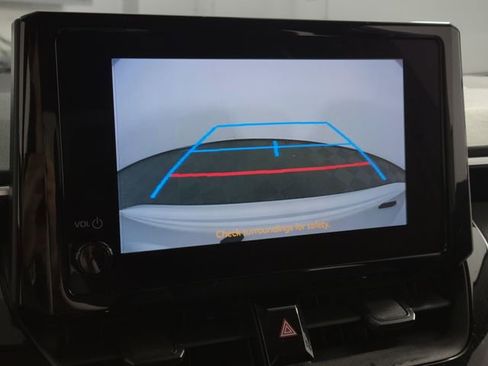 Used 2024 Toyota Corolla LE FWD image 18