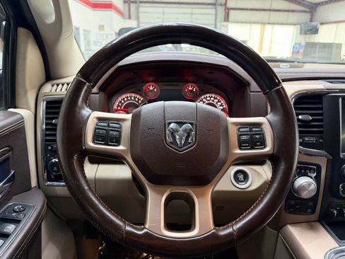 Used 2016 RAM 1500 Laramie Longhorn w/ Convenience Group AWD/4WD image 17