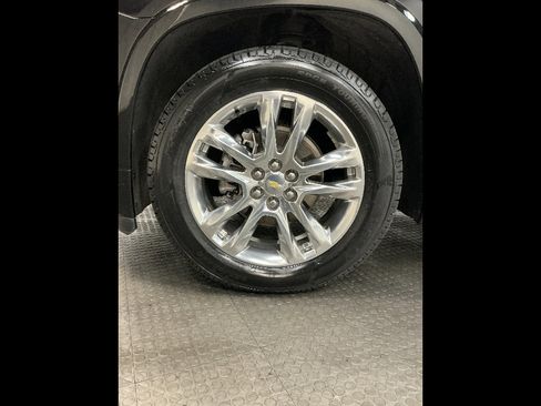 Used 2021 Chevrolet Traverse High Country image 32