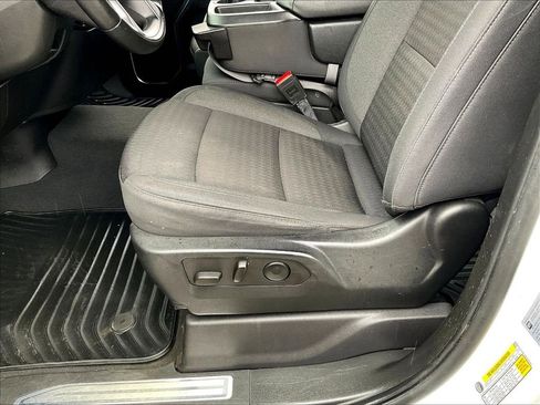 Used 2024 Chevrolet Silverado 2500 LT w/ Convenience Package image 33