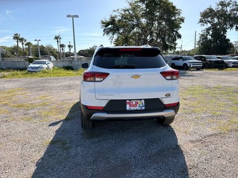 New 2026 Chevrolet TrailBlazer LT FWD image 8