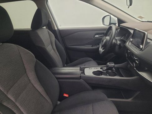 Used 2021 Nissan Rogue SV FWD image 21