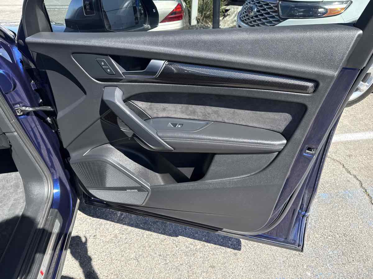 Used 2018 Audi SQ5 Prestige AWD/4WD image 23