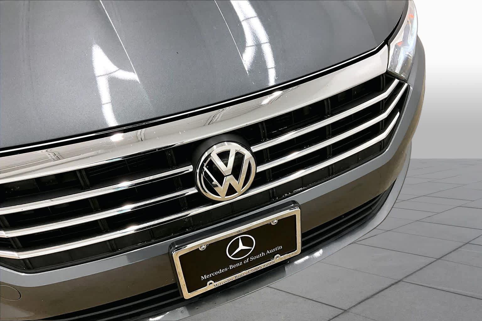 Used 2021 Volkswagen Jetta SE FWD image 29