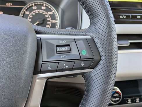 New 2026 Mitsubishi Outlander SE image 27