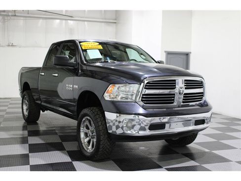 Used 2016 RAM 1500 Big Horn image 3