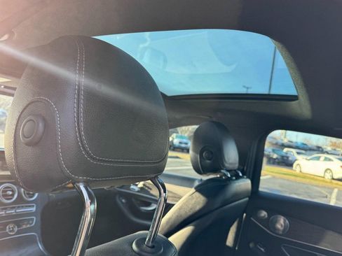 Used 2015 Mercedes-Benz C 300 4MATIC Sedan image 11