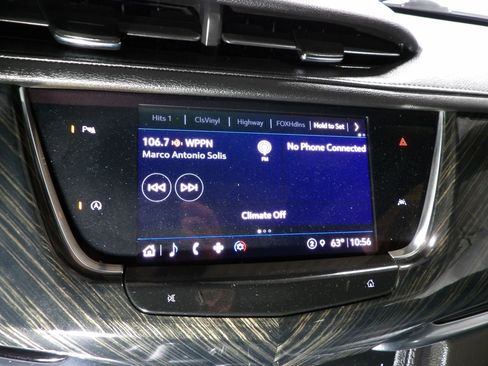 Used 2022 Cadillac XT6 Premium Luxury AWD/4WD image 26