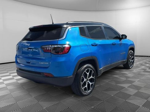 Used 2025 Jeep Compass Limited AWD/4WD image 4