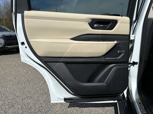 New 2026 Nissan Armada Platinum Reserve AWD/4WD image 24