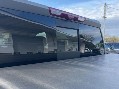 Used 2024 Chevrolet Silverado 1500 ZR2 w/ Technology Package AWD/4WD image 27