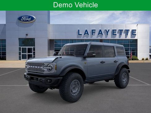 New 2025 Ford Bronco Badlands AWD/4WD image 1