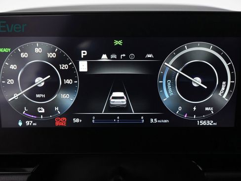 Used 2024 Kia Niro Wind FWD image 7