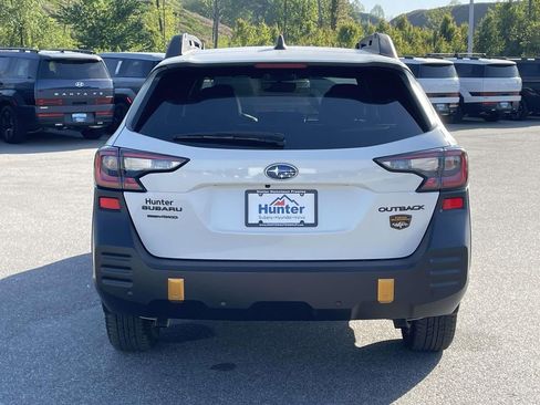 Certified 2025 Subaru Outback Wilderness w/ Wilderness Package AWD/4WD image 26