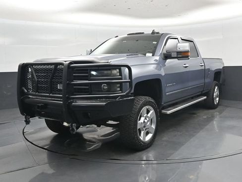 Used 2016 Chevrolet Silverado 2500 LTZ w/ Duramax Plus Package AWD/4WD image 32