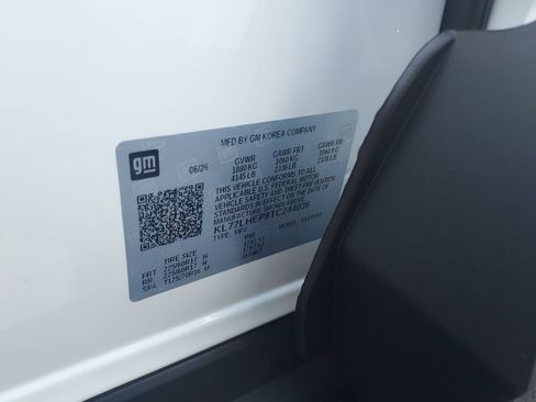 New 2026 Chevrolet Trax LT w/ Driver Confidence Package FWD image 23
