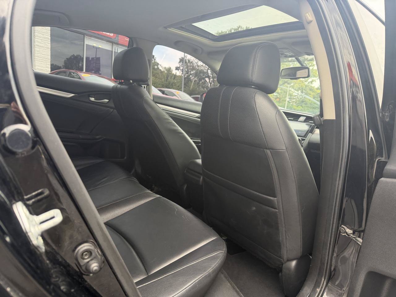 Used 2018 Honda Civic EX-L image 16