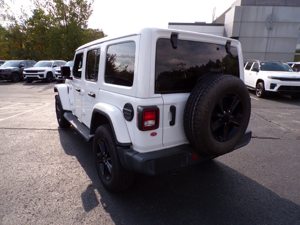 Used 2021 Jeep Wrangler Unlimited Sahara AWD/4WD image 14