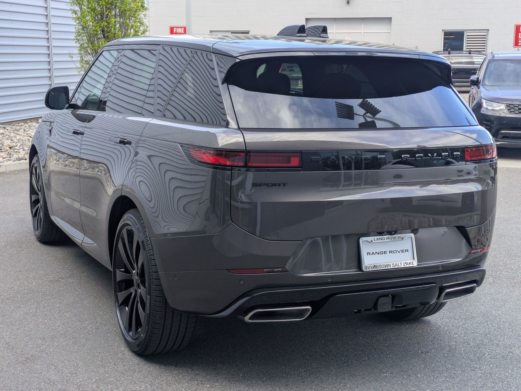 New 2026 Land Rover Range Rover Sport Dynamic SE AWD/4WD image 7