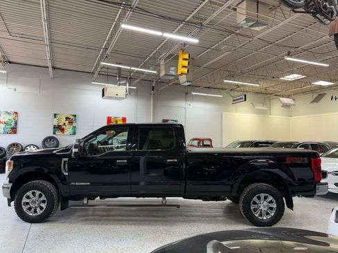 Used 2018 Ford F250 King Ranch w/ King Ranch Ultimate Package image 2
