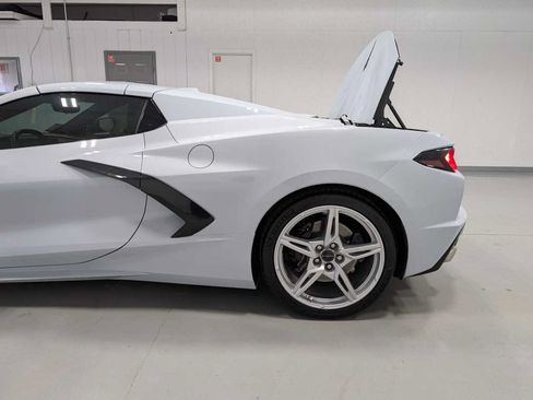 Used 2022 Chevrolet Corvette Stingray Premium Conv w/ Battery Protection Package RWD image 11