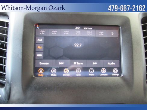Used 2019 Jeep Cherokee Latitude Plus FWD image 40