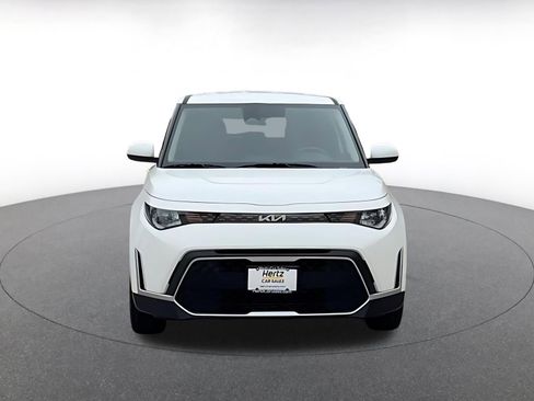 Used 2025 Kia Soul LX w/ LX Technology Package FWD image 4