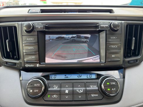 Used 2014 Toyota RAV4 XLE image 21