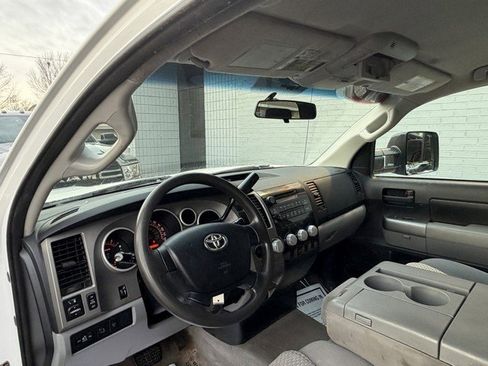 Used 2010 Toyota Tundra 4x4 Double Cab Long Bed image 14