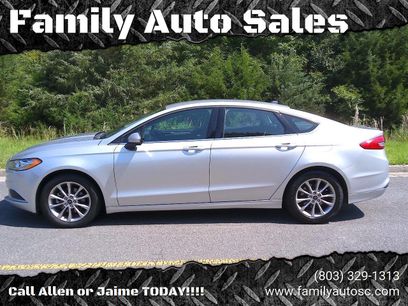 Used 2017 Ford Fusion SE w/ Fusion SE Technology Package