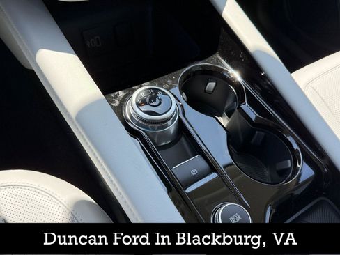 New 2026 Ford Explorer Platinum AWD/4WD image 29