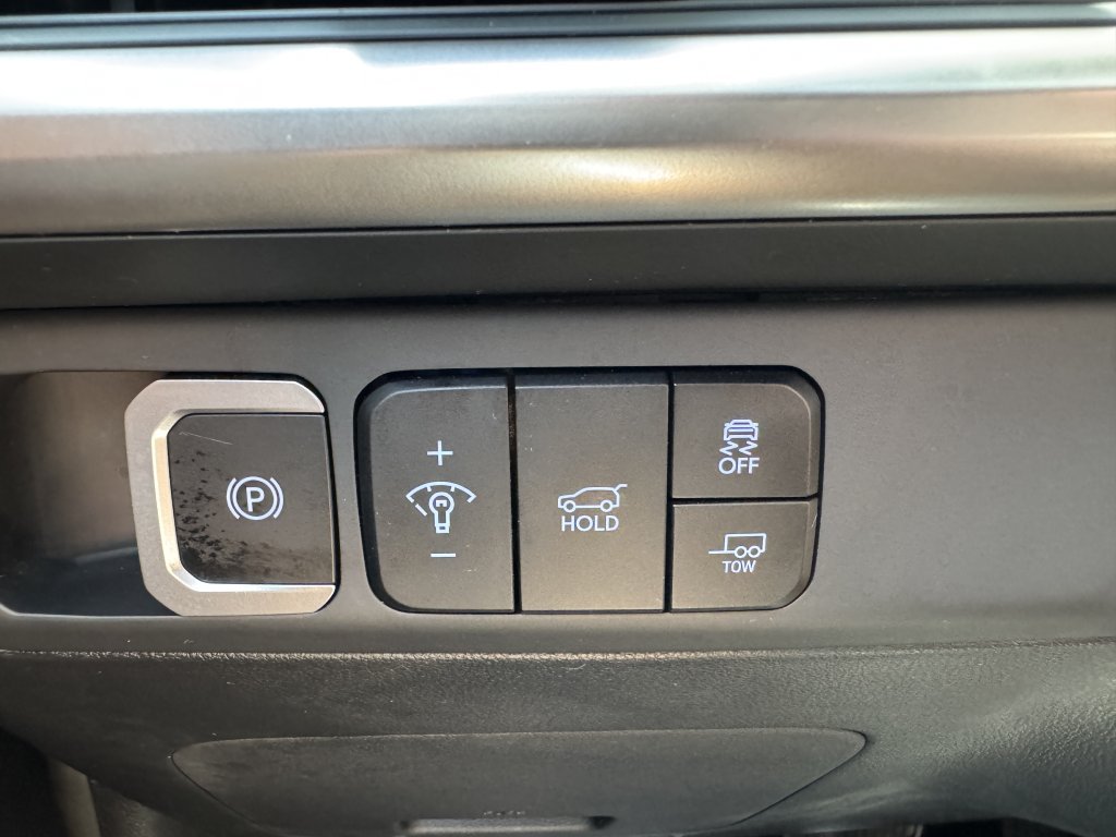 Used 2024 Hyundai Santa Fe XRT AWD/4WD image 30