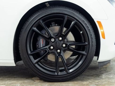 Used 2023 Chevrolet Camaro LT w/ RS Package image 25