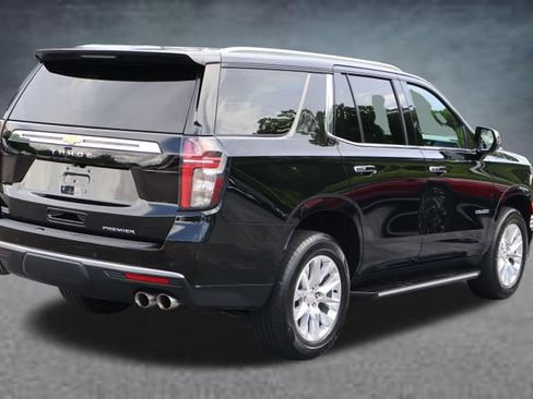 Used 2024 Chevrolet Tahoe Premier AWD/4WD image 3
