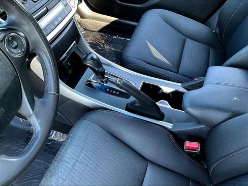 Used 2013 Honda Accord Sport image 16