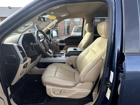 Used 2019 Ford F150 Lariat image 12